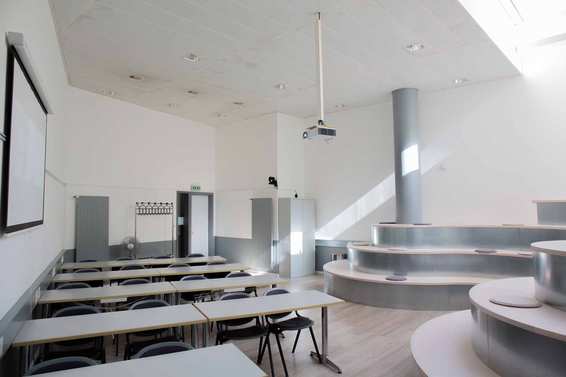 E1-petit-auditoire-a-min